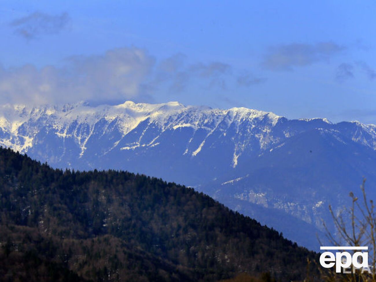 До пошуків зниклого туриста в Карпатах залучили волонтерів