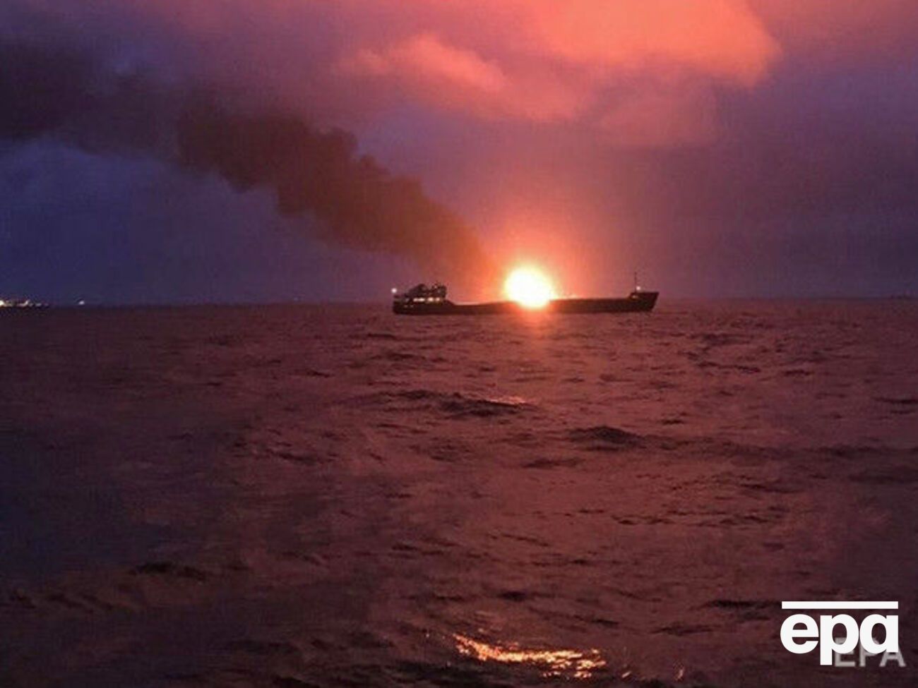 Пожежа, імовірно, почалася під час перекачування пального