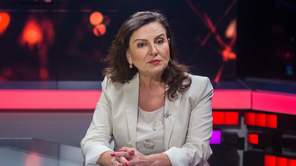 Богословська принесла документи у ЦВК 25 січня