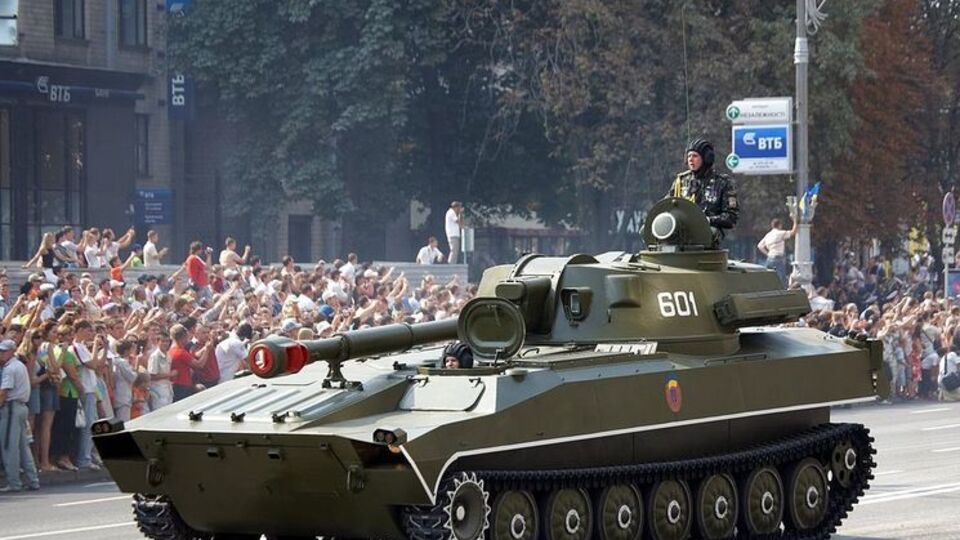 "Гвоздика" є самохідною гаубицею