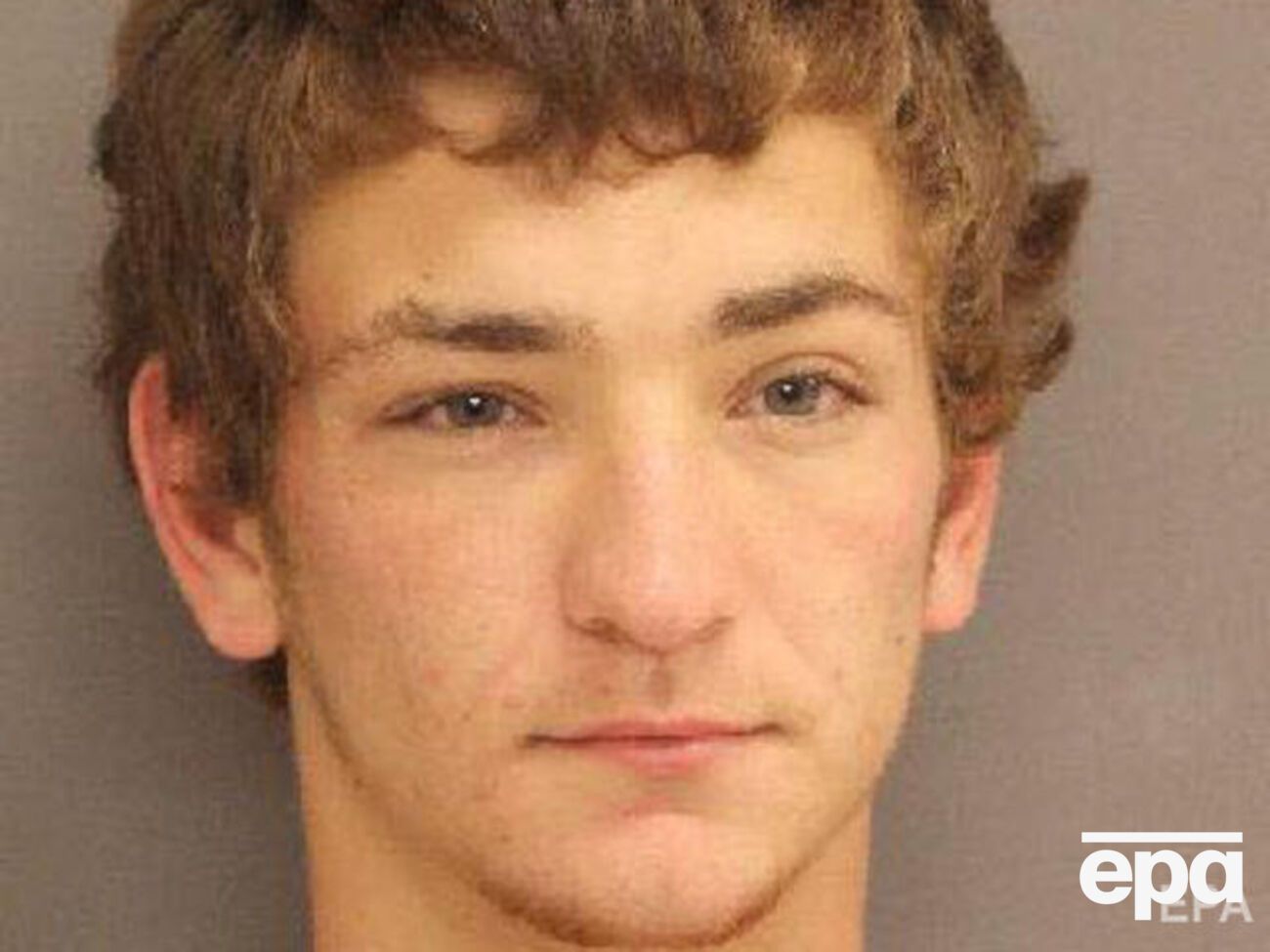 Полиция разыскивает подозреваемого 21-летнего Дакоту Териота