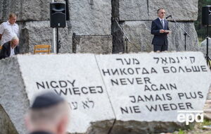 По мнению авторов письма, спустя три четверти века после победы над фашизмом Европе предстоит новая битва за цивилизацию