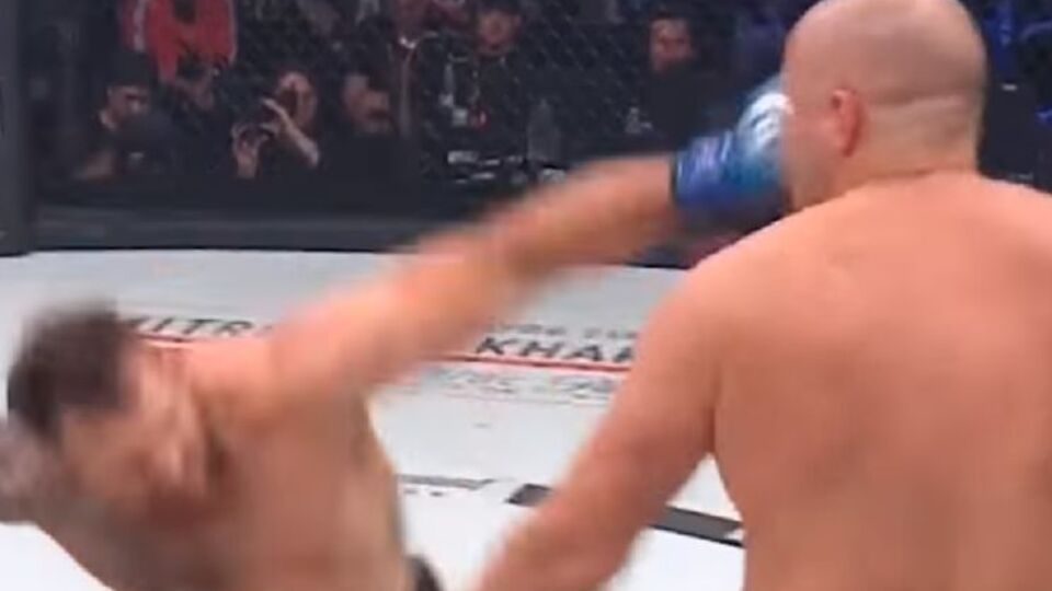 Бой продолжался чуть дольше полминуты