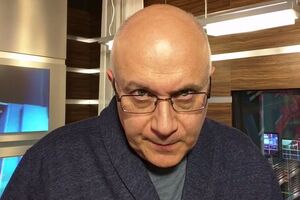 Ганапольский: Путина народ любит и целует взасос. Он еще не довел Россию до такого страшного состояния