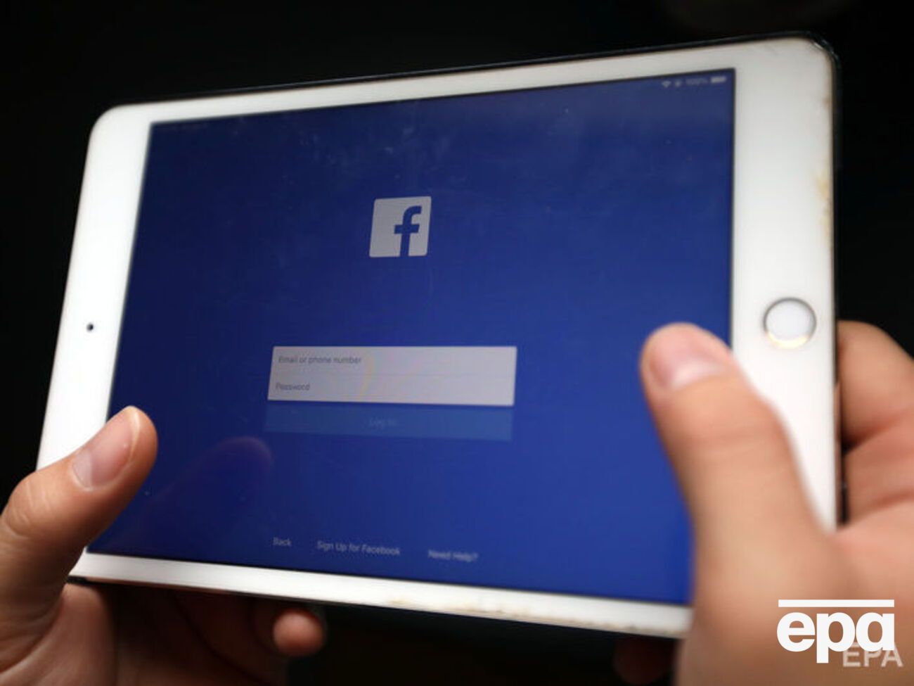 Інтеграцію WhatsApp, Instagram і Facebook Messenger планують завершити до початку 2020 року