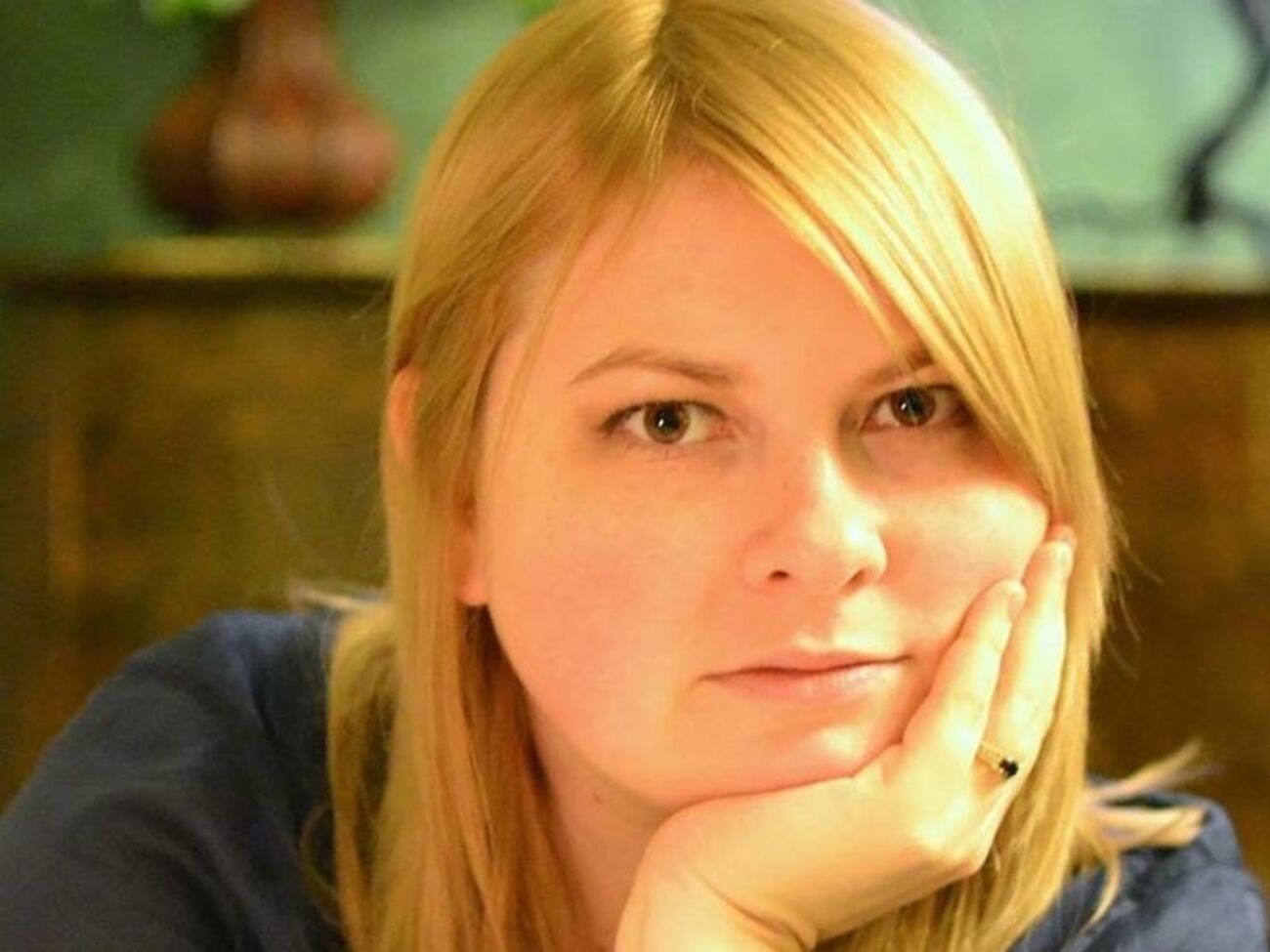 31 липня 2018 року Гандзюк облили сірчаною кислотою в Херсоні. 4 листопада вона померла в одній із київських лікарень