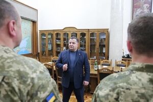 Із жовтня 2018 року Полторак – цивільний міністр