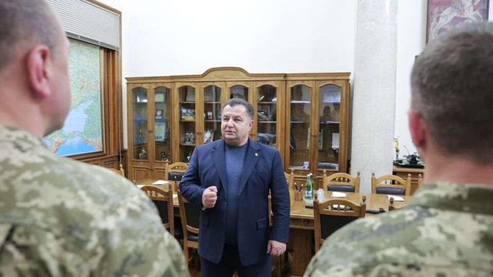 Із жовтня 2018 року Полторак – цивільний міністр