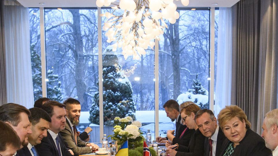 Сегодня Гройсман прибыл в Осло