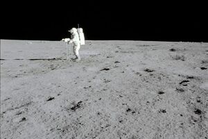 Зразки місячного ґрунту в 1971 році зібрали американські астронавти
