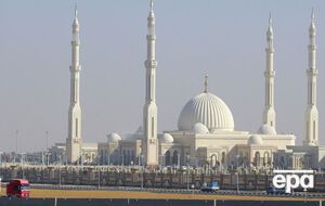 В мечети строящейся столицы состоялось первое богослужение