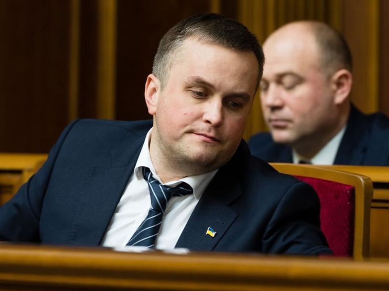 В августе 2018 года Холодницкий говорил, что из-за выговора&nbsp;год не будет получать премию