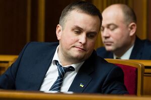 В августе 2018 года Холодницкий говорил, что из-за выговора год не будет получать премию