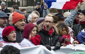 К маршу в Париже присоединились французские политики