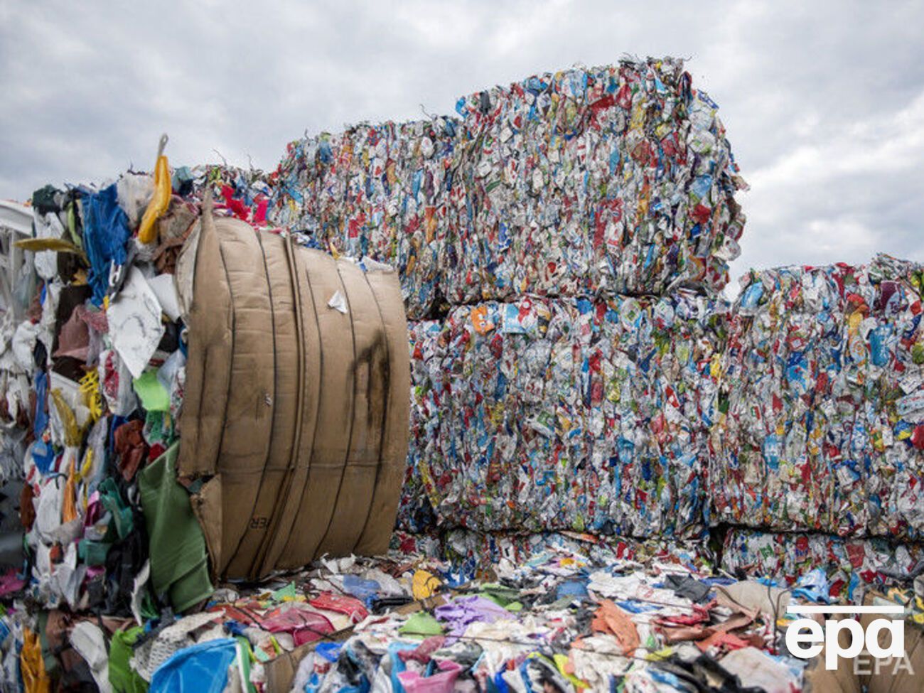 Европарламент уже ограничил использование пластика