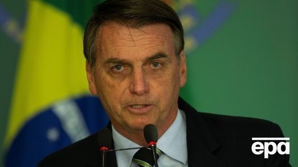 6 сентября тогда еще кандидат в президенты Бразилии Болсонару получил ножевое ранение во время встречи с избирателями