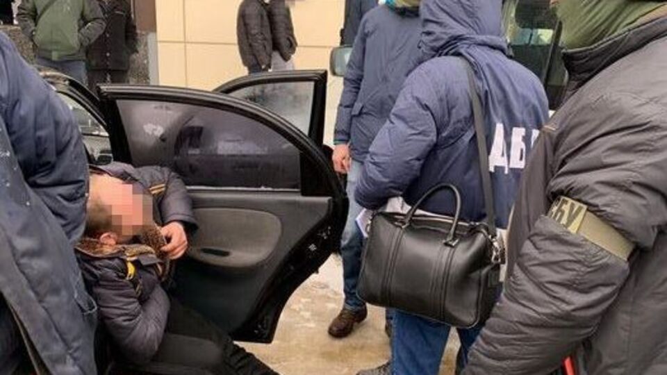 Сотрудники СБУ задокументировали факт вымогательства злоумышленниками денег с иностранцев