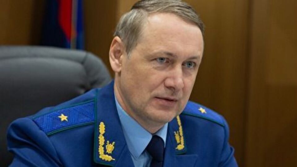 Лопин заявил, что задержанный категорически отрицает свои слова о пытках в полиции