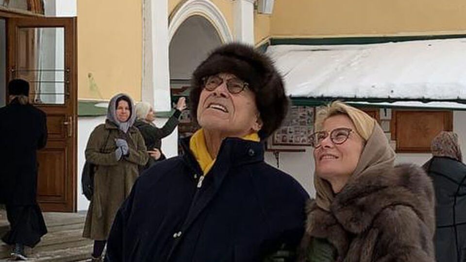 Кончаловский и Высоцкая обвенчались после 22 лет брака