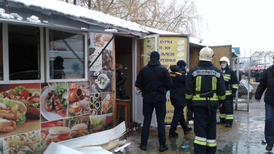 Загоряння в кіоску ліквідували до приїзду рятувальників