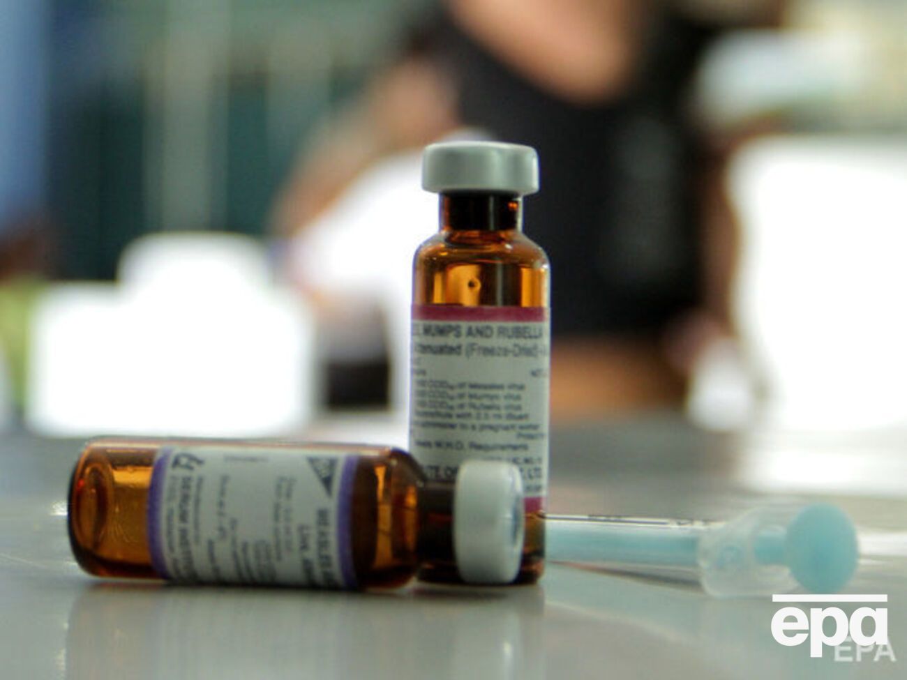 Мальчик был привит от кори