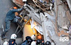 Спасатели продолжают разбирать завалы