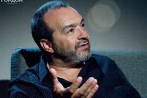 До "перемоги" Путіна у 2000 році привели "ліберали". Саме вони розкрутили цю нікчему, вставили цей шприц у вену російському народу