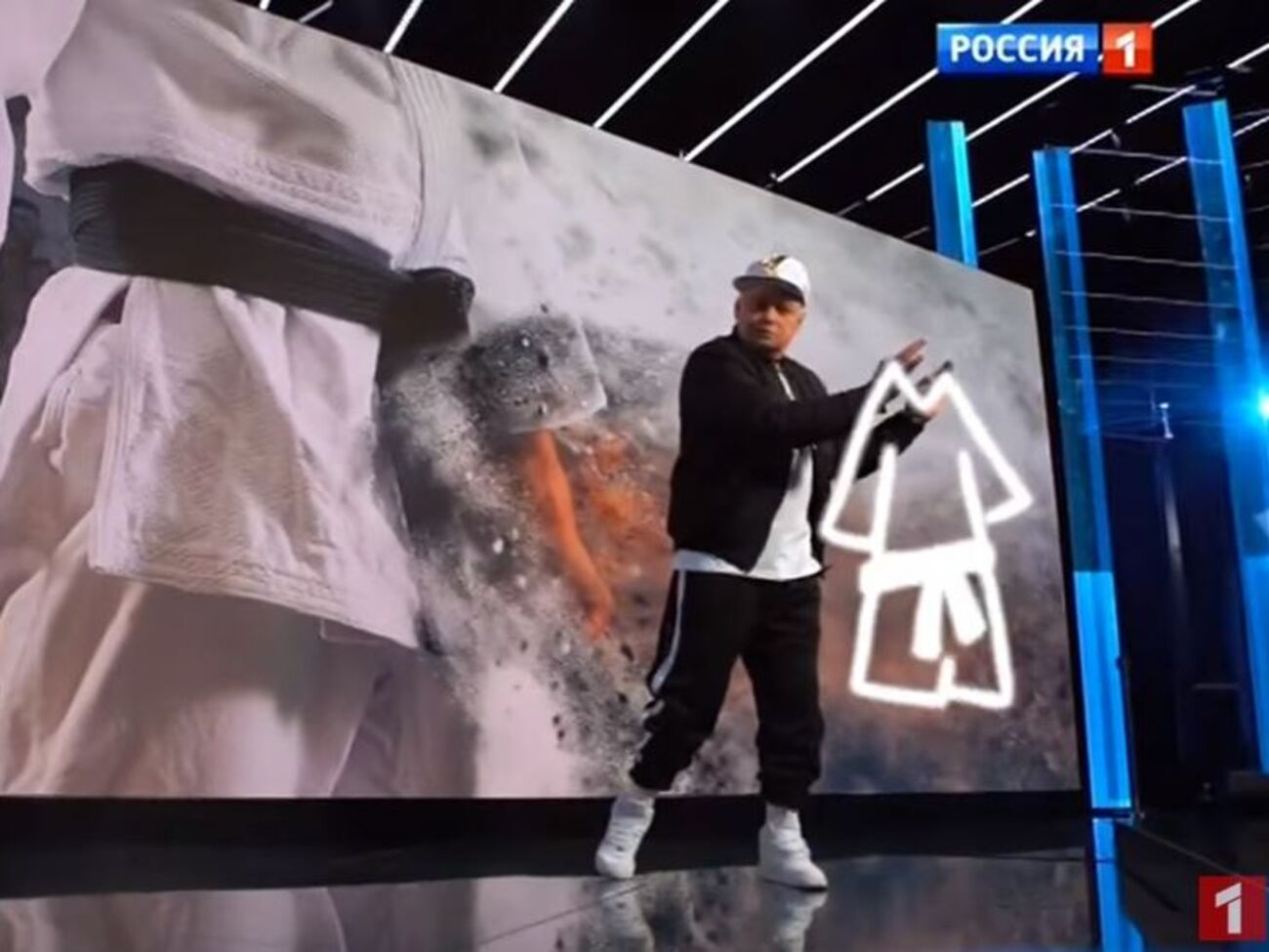 Киселев&nbsp;предстал перед зрителями в образе&nbsp;рэпера