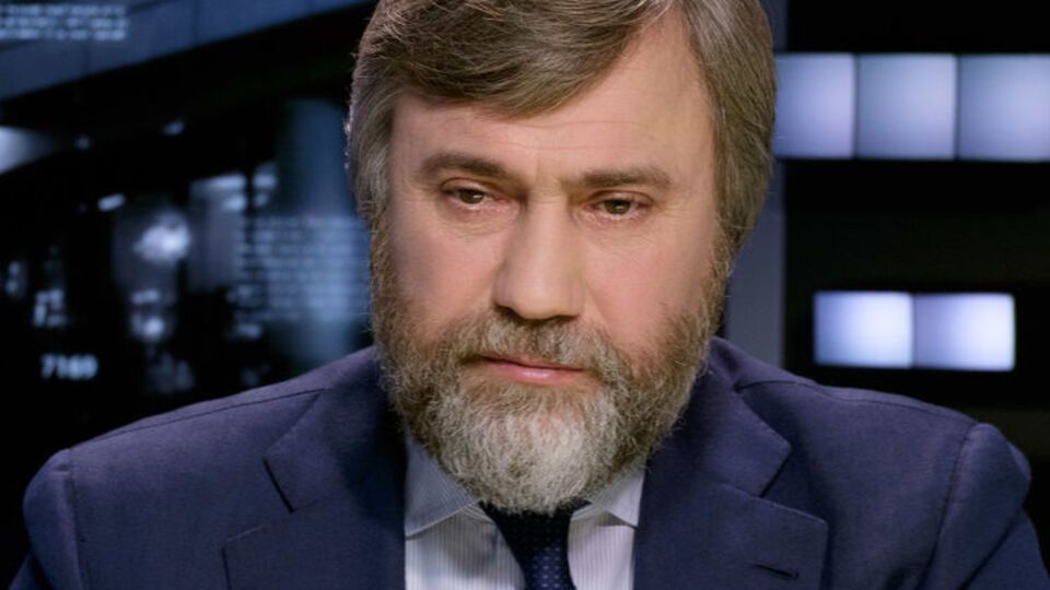 Новинський набув українського громадянства 2012 року