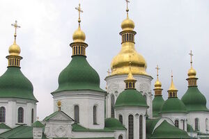 Із будівлі Софійського собору випав чоловік