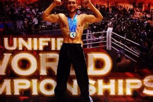 Оленчик – двукратный чемпион мира по кикбоксингу, чемпион Европы и пятикратный чемпион Украины по тайскому боксу