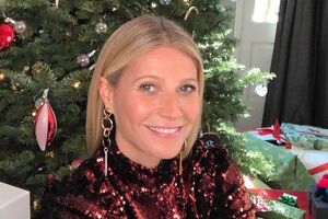 Истец заявляет, что Пэлтроу, налетев на него на лыжах, не оказала никакой помощи