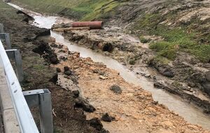Єдину дорогу до Кримського мосту підтопило через дії компанії "Будгазмонтаж"