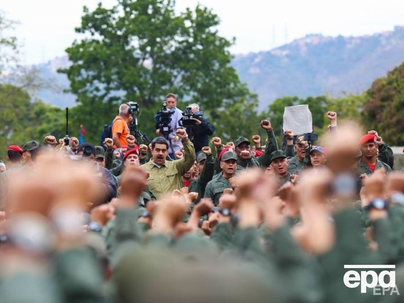 У Венесуелі триває політична криза, парламент країни оголосив президента Мадуро узурпатором