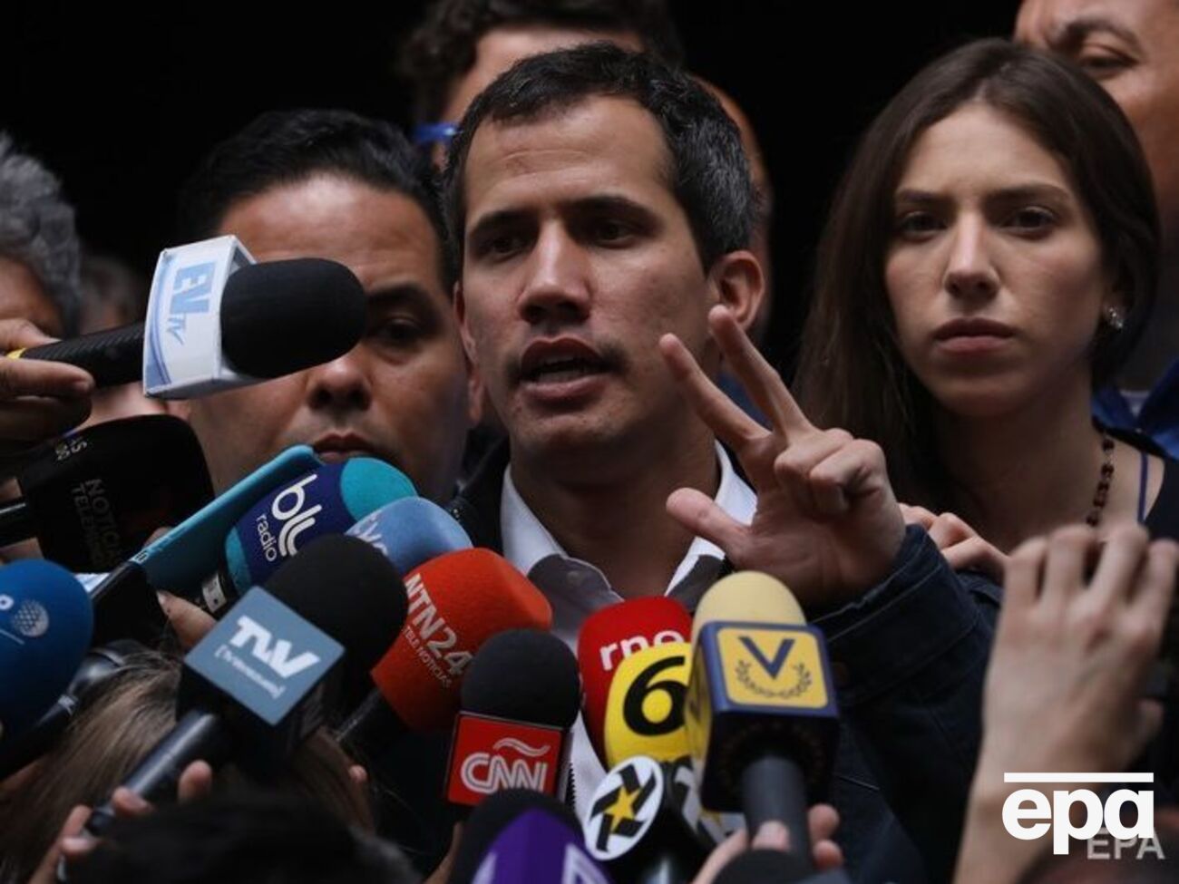 Гуайдо планує заручитися підтримкою військових Венесуели