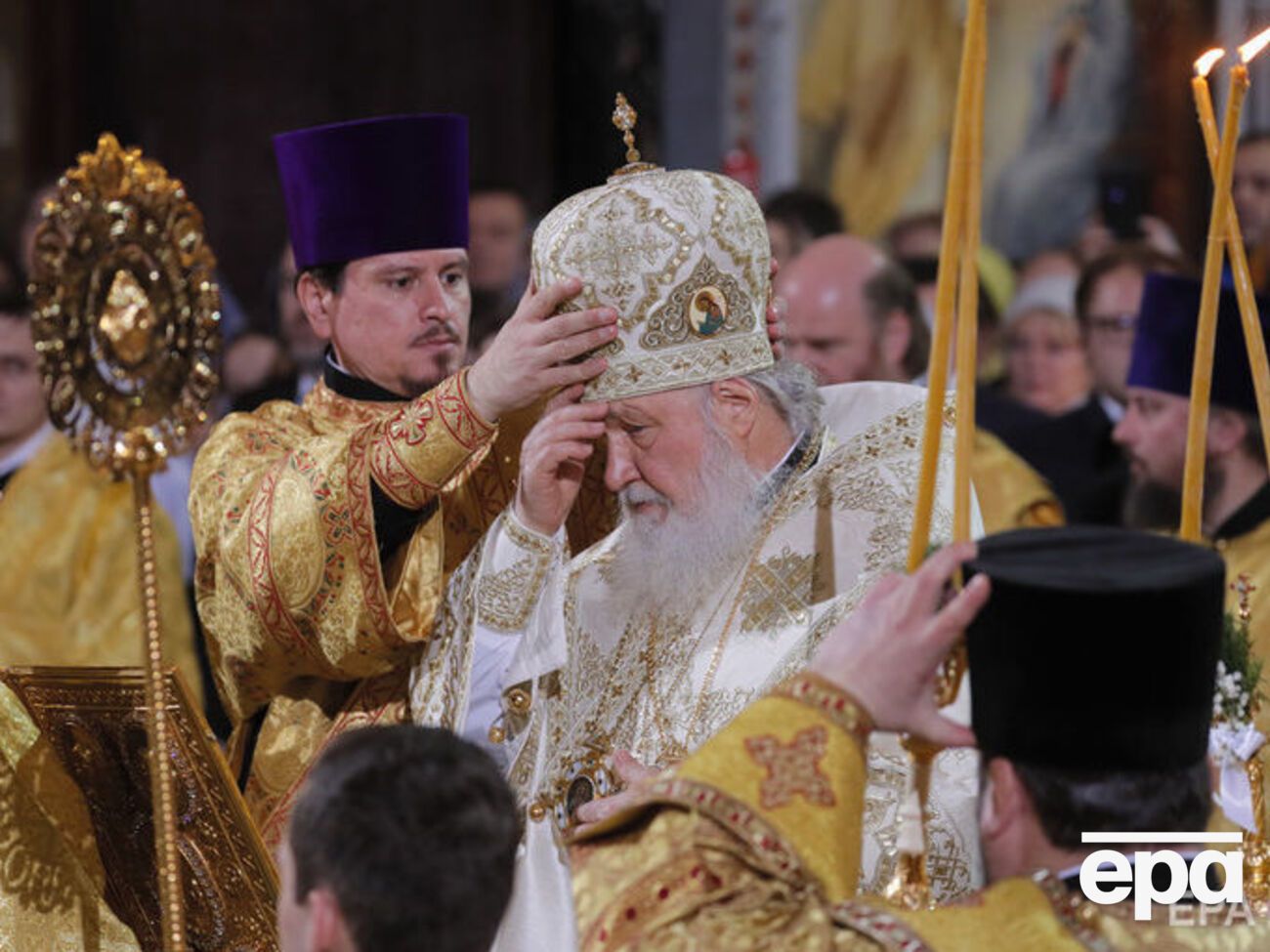 Кирилл уверяет, что в Украине захватывают храмы и избивают священников