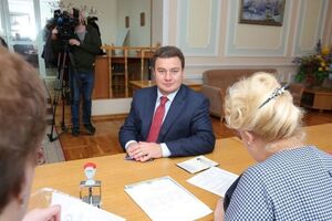 Бондарь подал документы в ЦИК 31 января