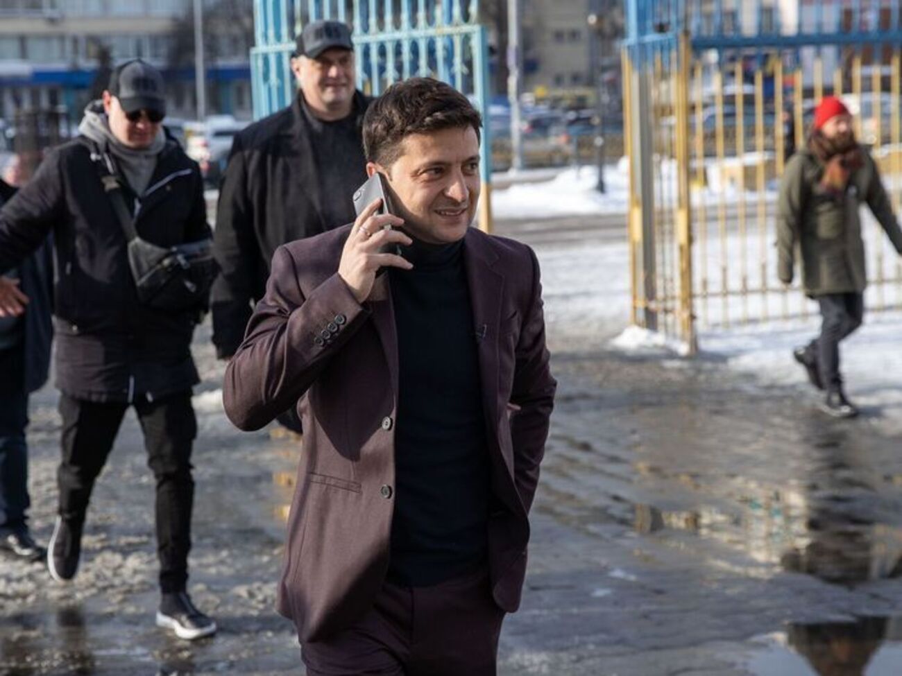 Зеленський лідирує у президентському рейтингу