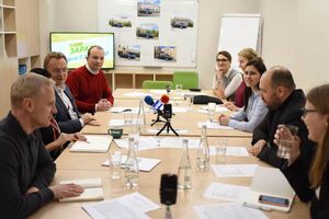 Садовый встретился с активистами