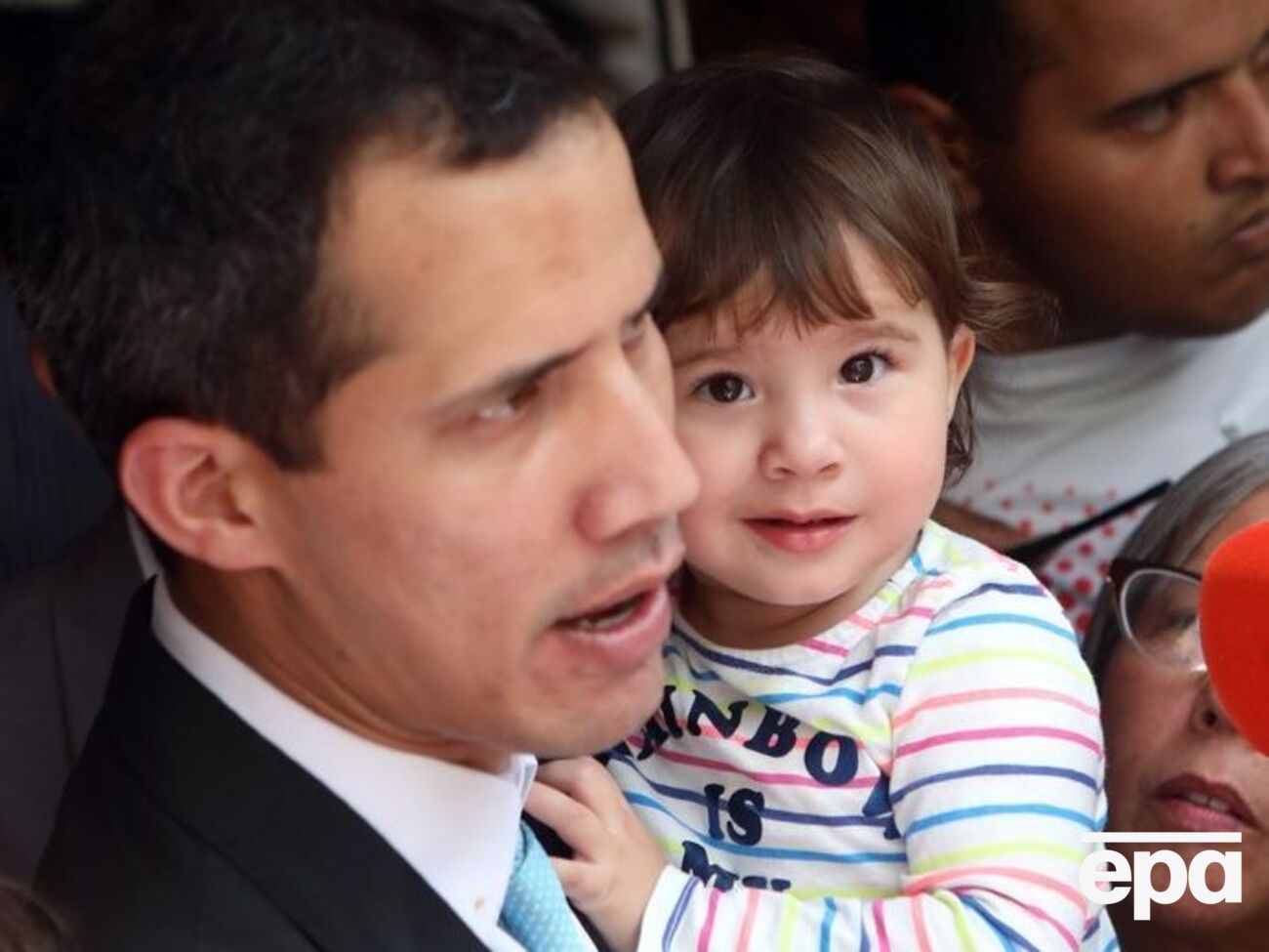 23 января Гуайдо объявил себя исполняющим обязанности президента Венесуэлы