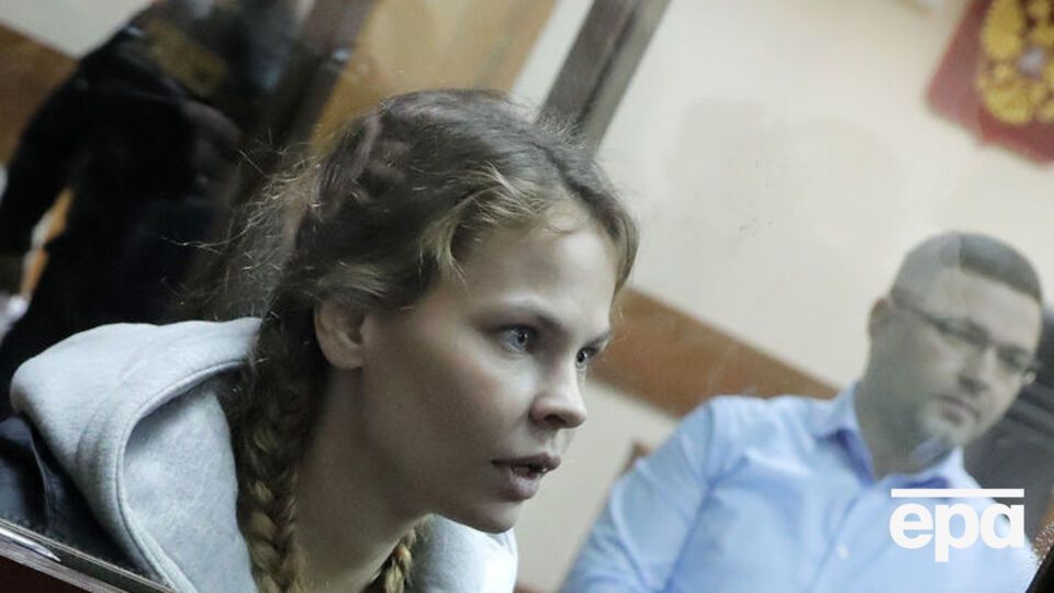 Настя Рыбка: Я не говорила, есть у меня компромат на Трампа или нет