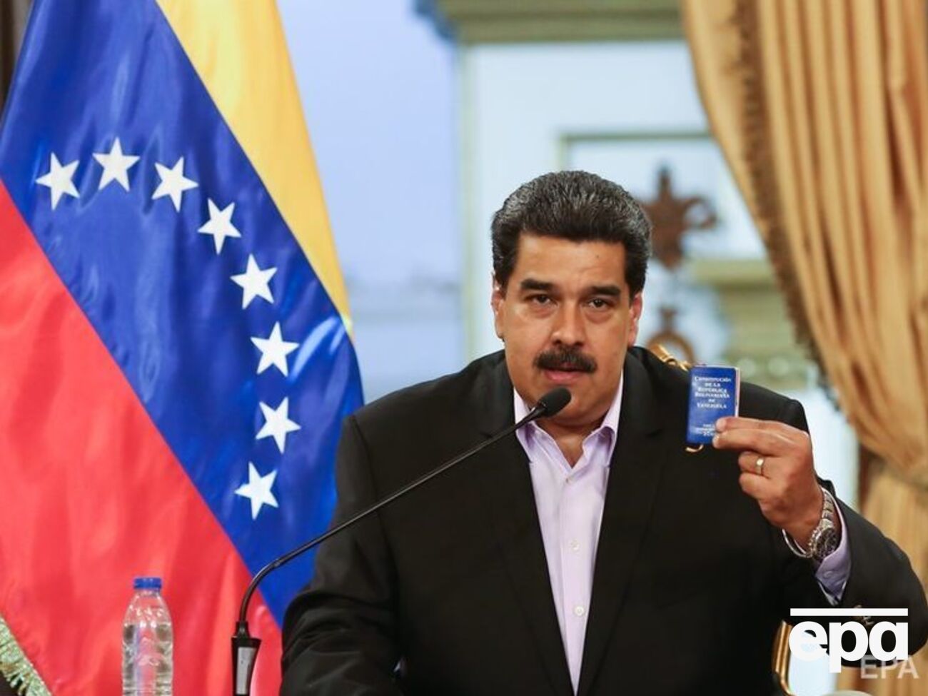 15 января подконтрольный оппозиции парламент объявил Мадуро узурпатором