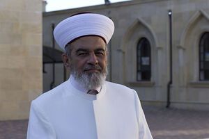 Шейх Ахмед Тамім: Багатьма з тих, хто приїжджає воювати на боці України, рухають не високі мотиви захисту справедливості, їхні цілі дуже прагматичні – вони хочуть здобути реальну бойову підготовку та досвід участі в реальних бойових діях