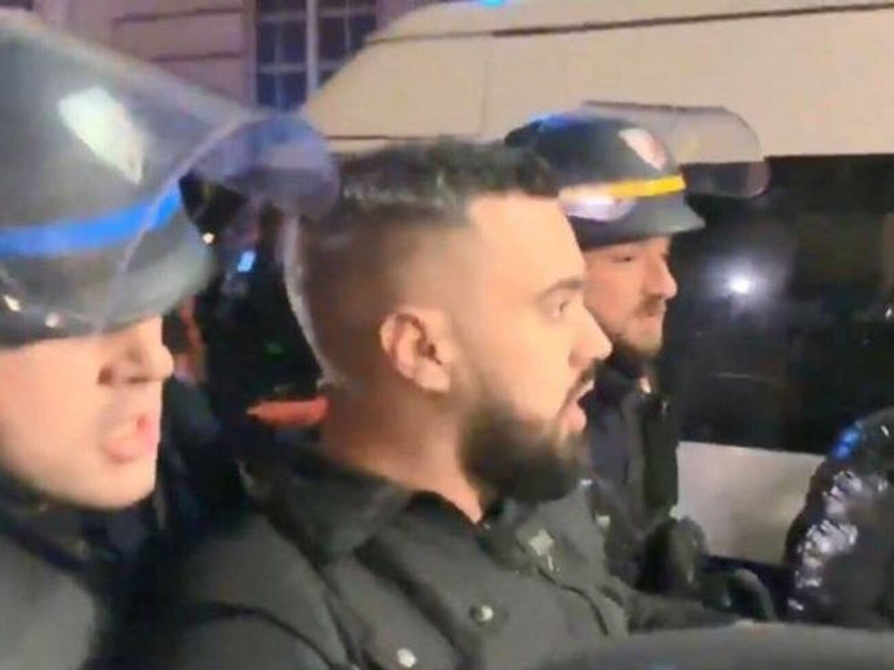 Друэ уже задерживали 22 декабря в ходе столкновений с полицией