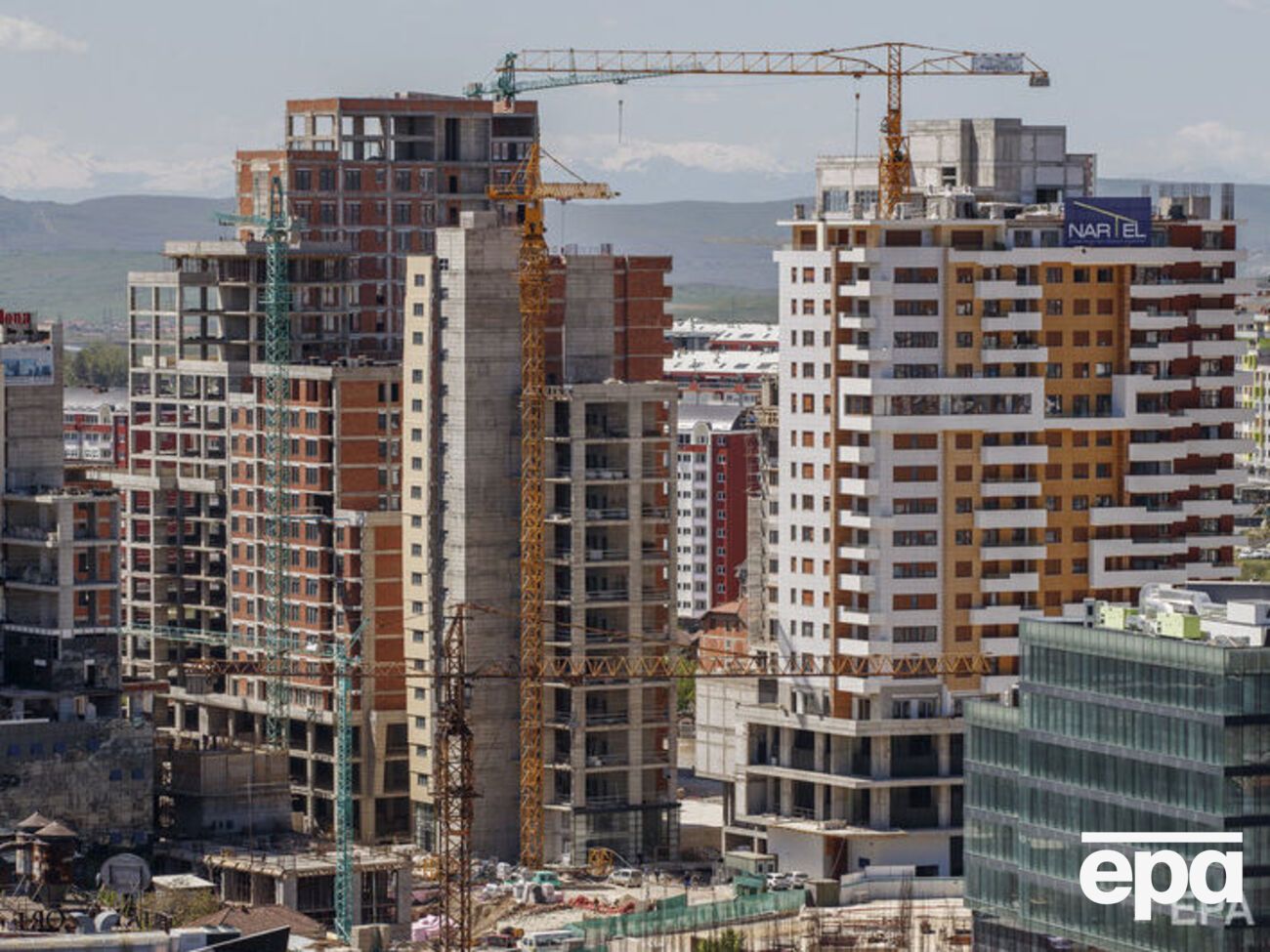 Для получения гражданства Черногории иностранец должен инвестировать от &euro;100 тыс.