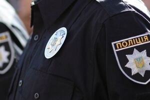 Поліція встановлює обставини смерті жінки