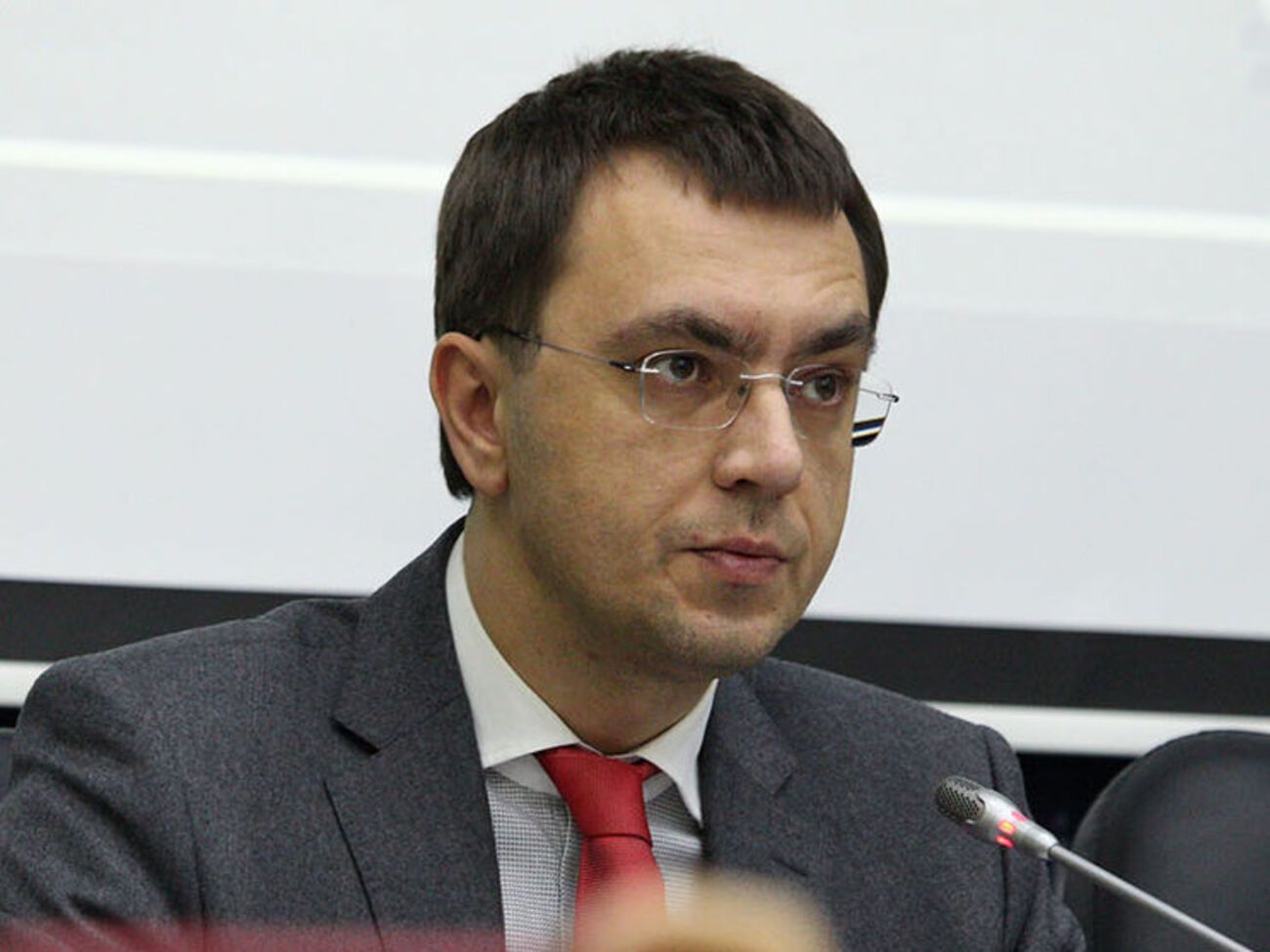 Омелян про падіння верхньої полиці на пасажирку поїзда: Цей випадок розслідується, у мене була окрема розмова з "Укрзалізницею"