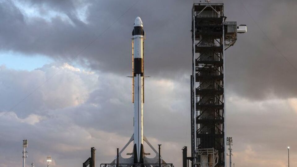 Перші астронавти на кораблях проекту SpaceX мають вирушити в космос улітку 2019 року