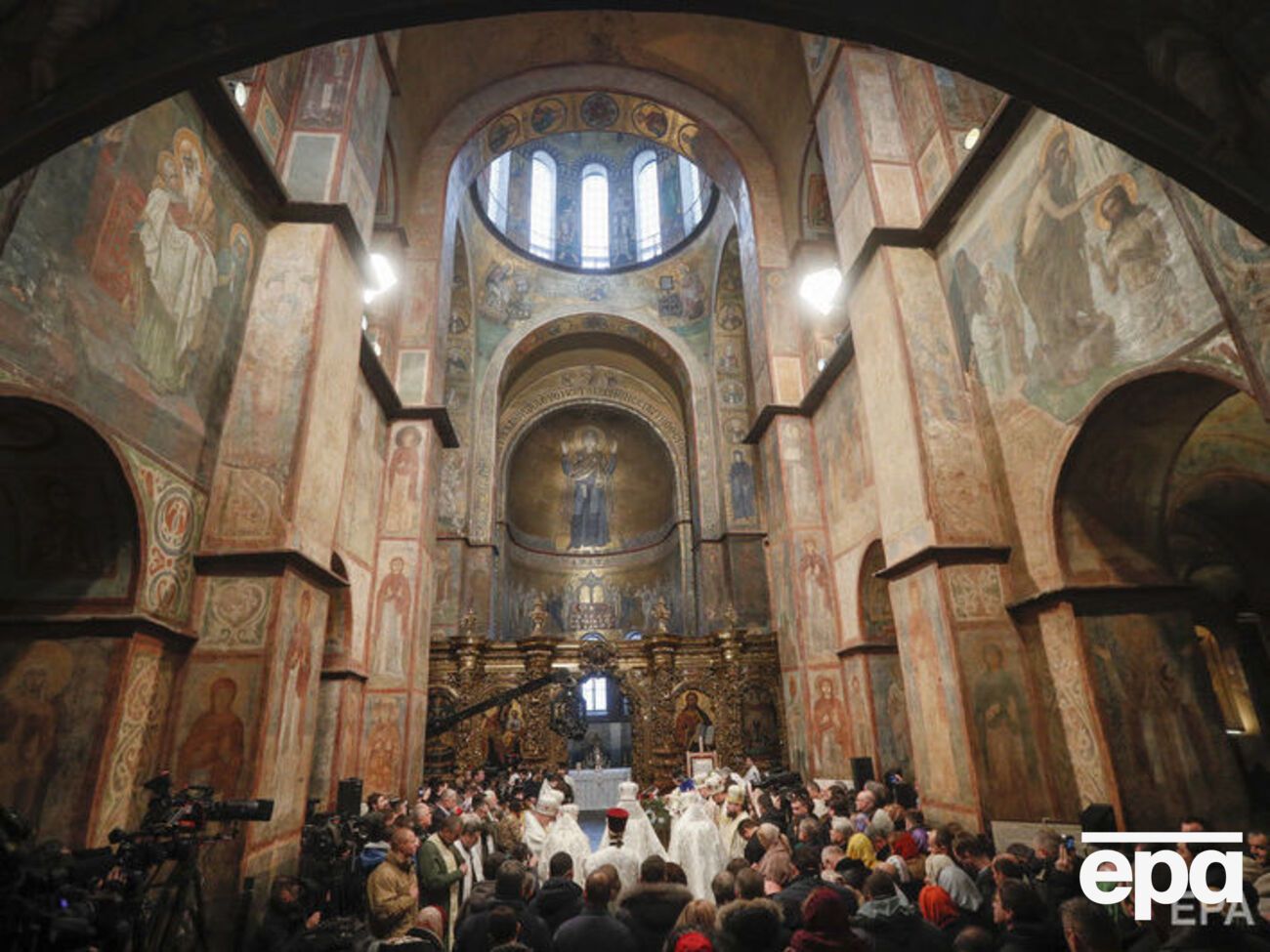 В Киеве прошла рождественская служба, ставшая первой после официального объявления автокефалии