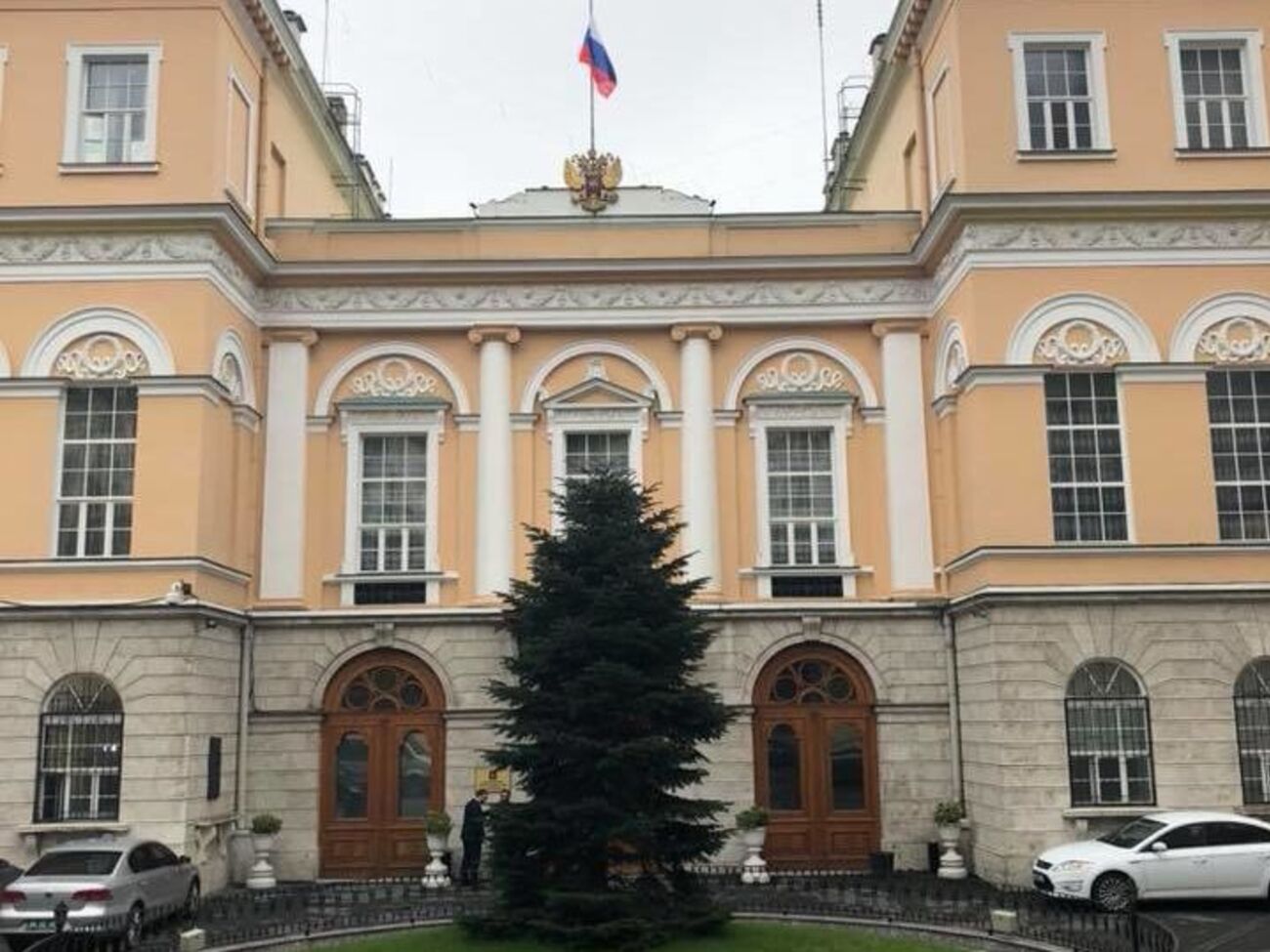 Генконсульство РФ у Стамбулі повідомило про смерть капітана суховантажу Canopus